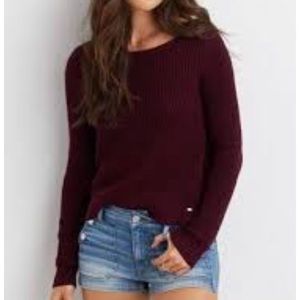 American eagle burgandy sweater